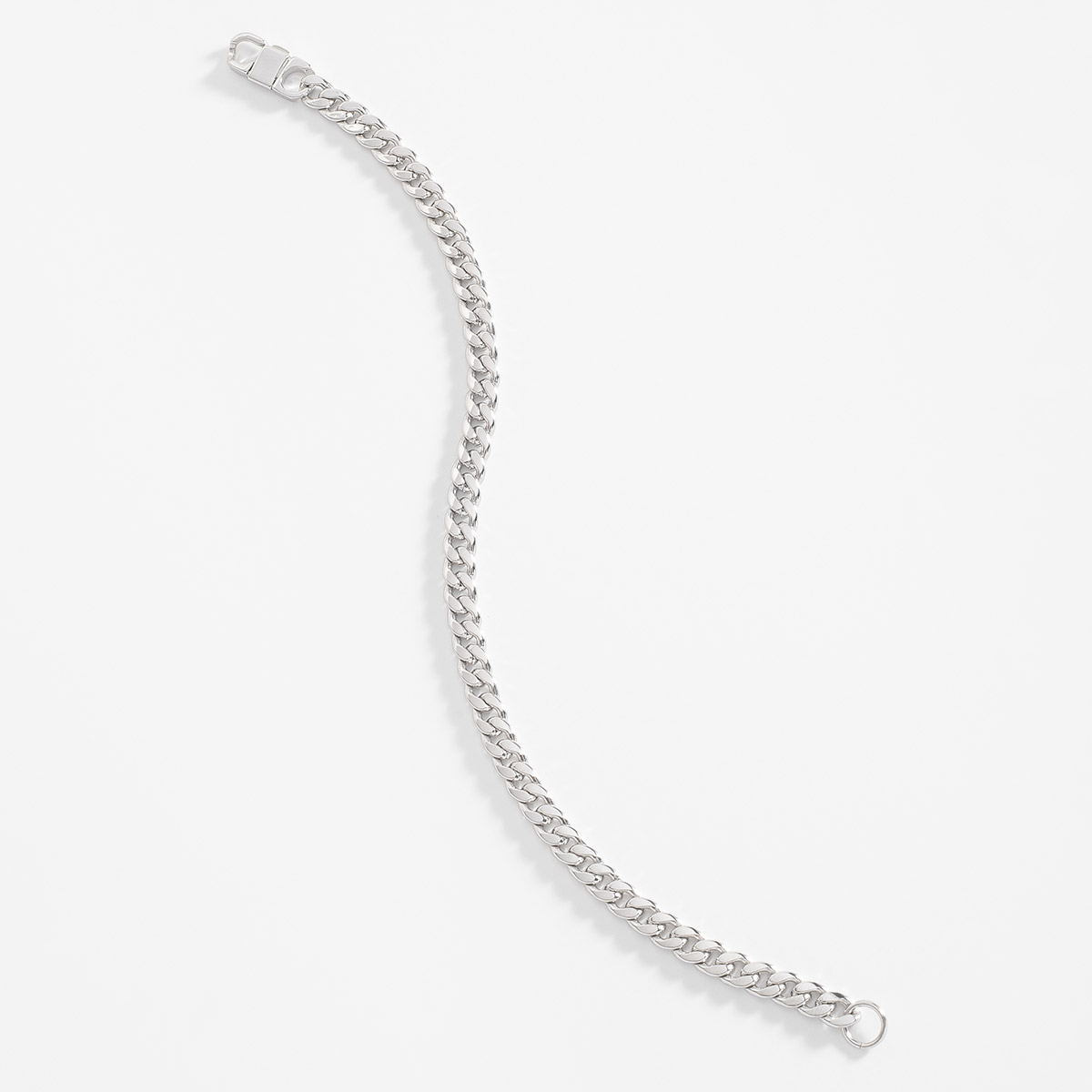 Clásica pulsera con eslabones pulidos en baño de platino.
-        Pulsera
-        21 cm 
-        Baño de Platino
