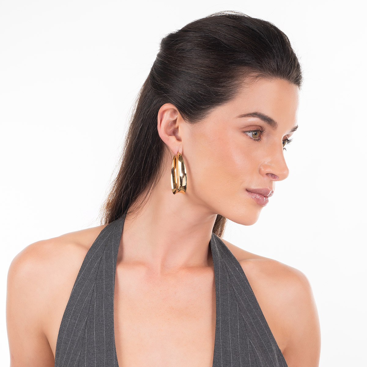 Aretes en baño de oro diseño ovalado pulido contemporáneo