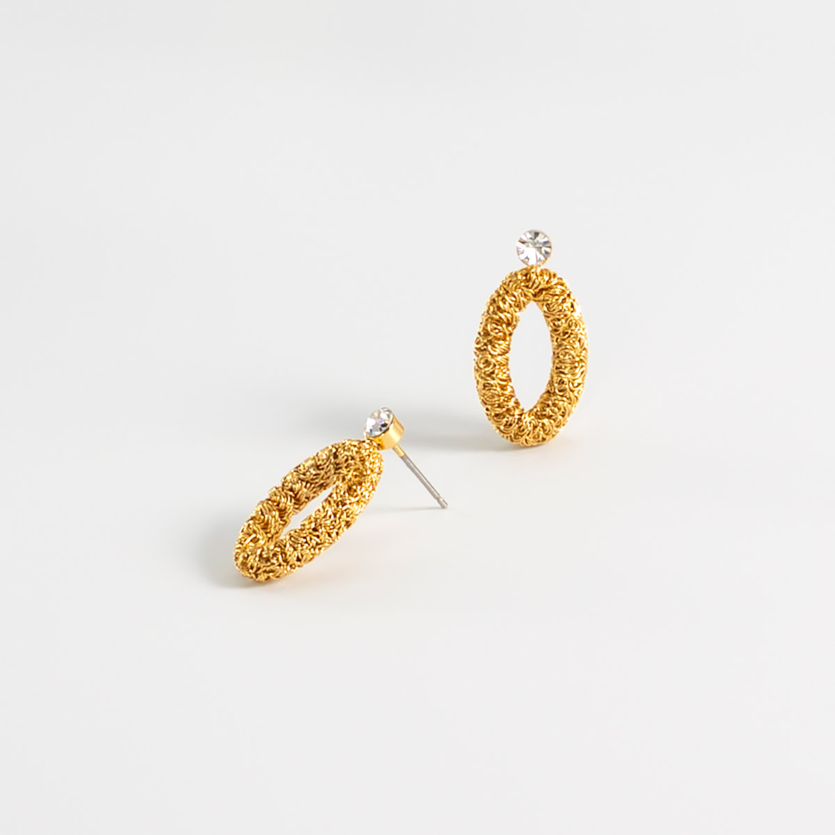 ARETE DONA CON TEXTURA