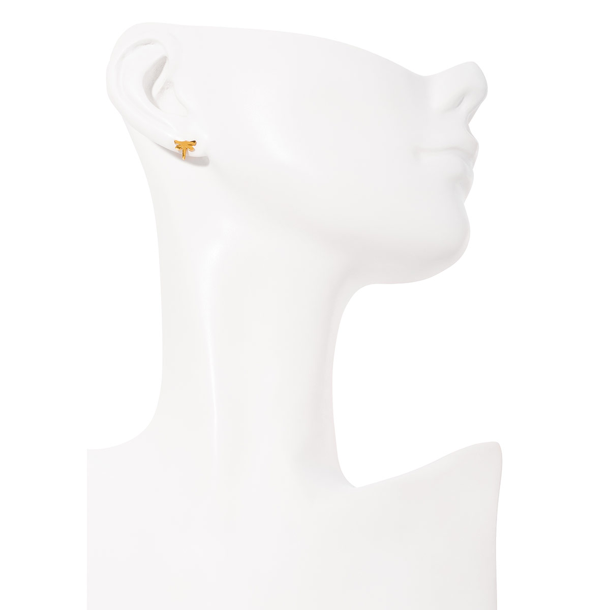 Aretes bitono con baño de oro y detalles en acabado plateado con formas de estrella y libélula que realzan cualquier look con modernidad.