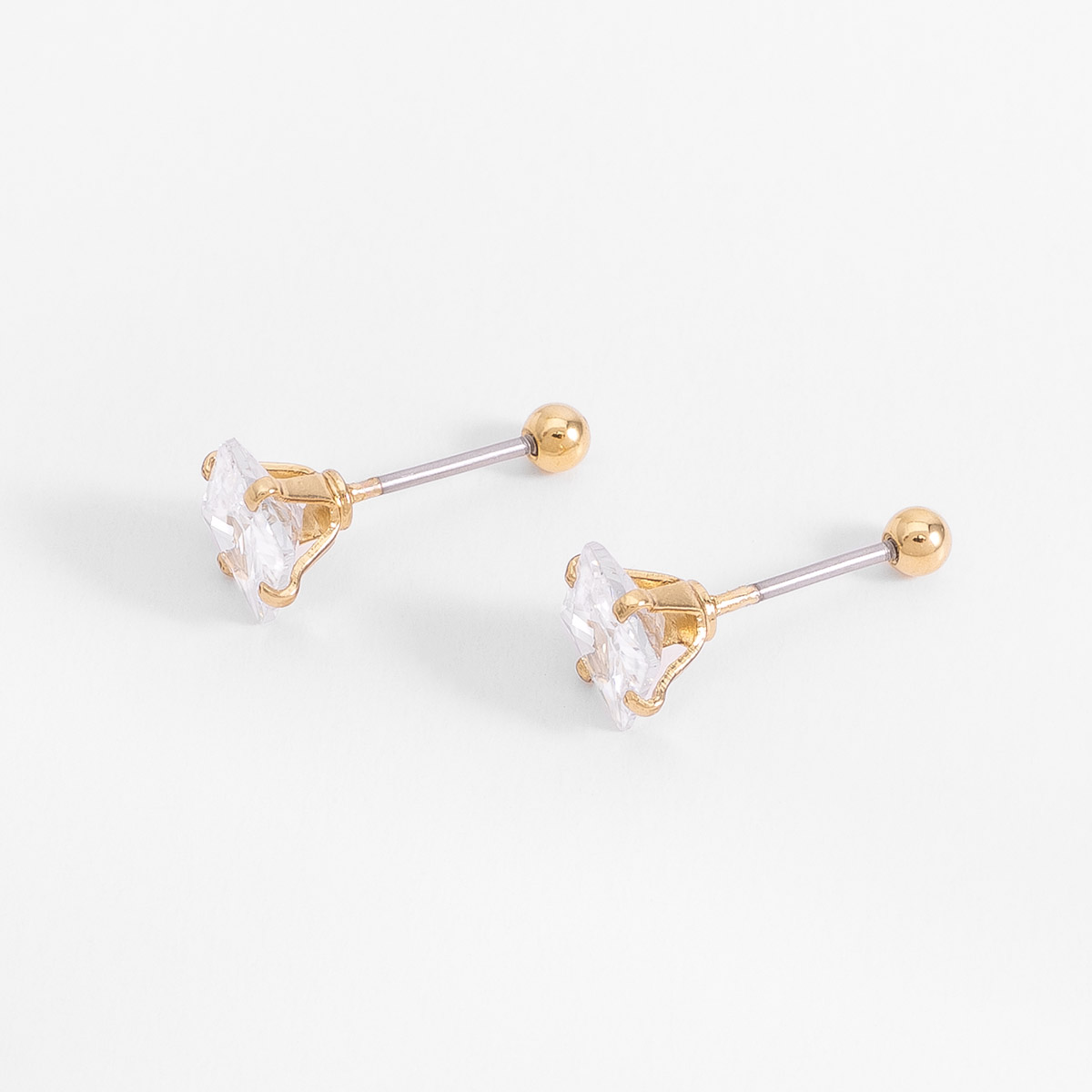Aretes poste en baño de oro piedra cuadrada toque brillante