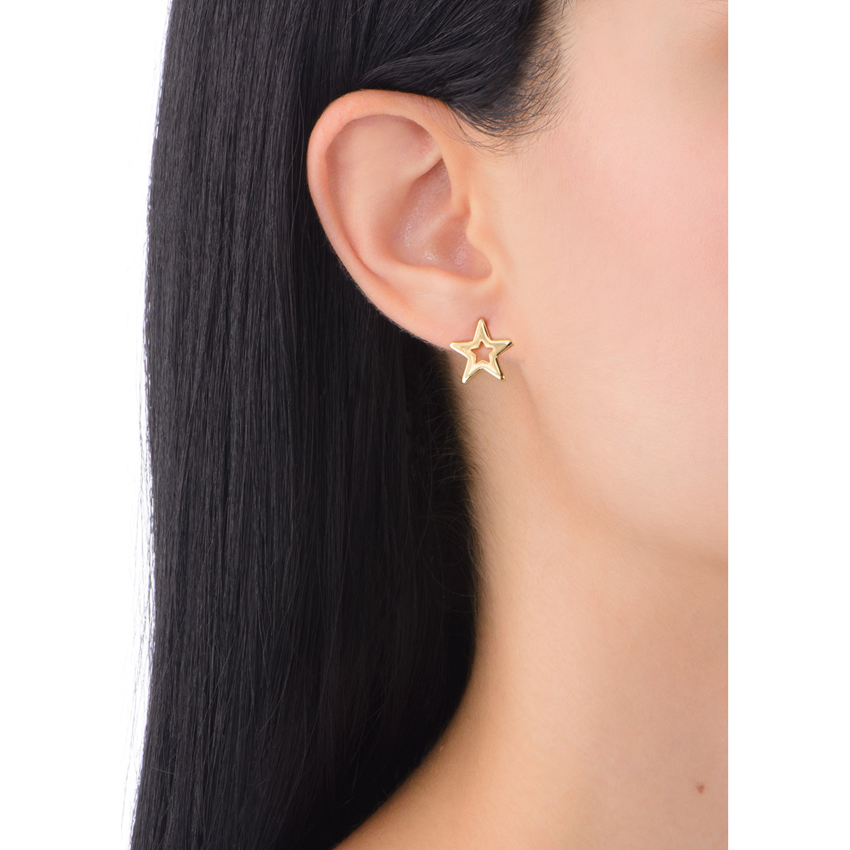 Aretes en forma de estrella de cinco puntas, en baño de oro.
-        Aretes chicos
-        Poste
-        Baño de Oro 18k