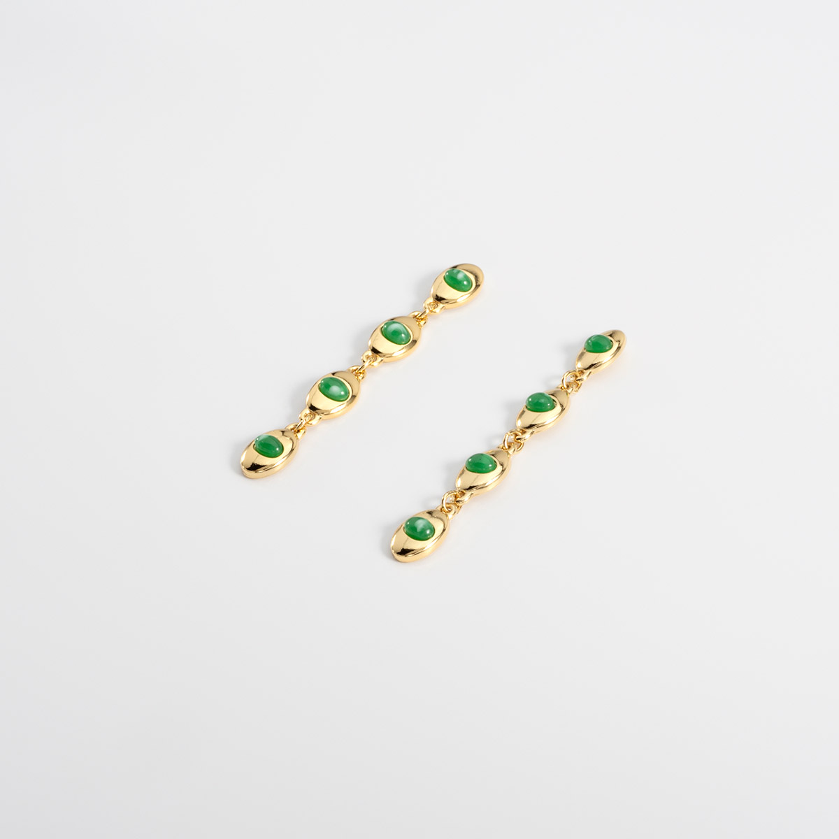ARETES DAMA