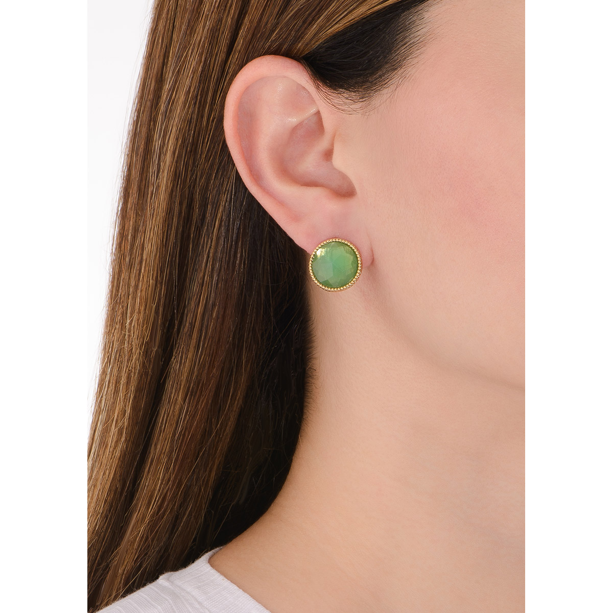 ARETES CON POSTE EN BAÑO DE ORO CON CABUCHÓN COLOR VERDE