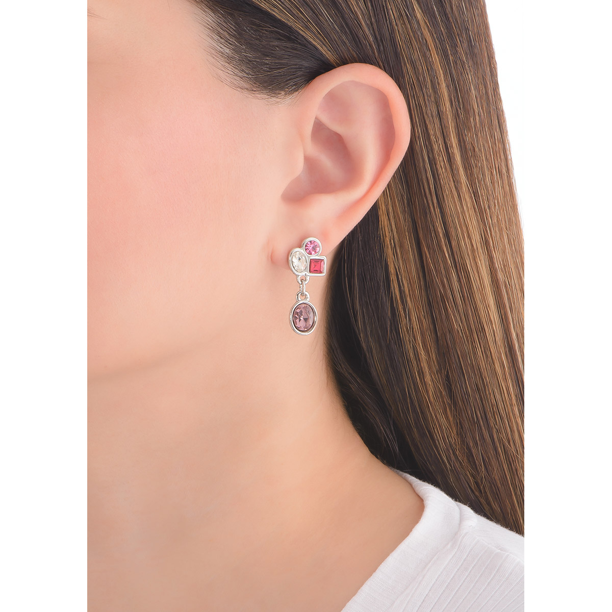 ARETES CON POSTE EN BAÑO DE PLATINO CON PIEDRA EN TONO CRISTAL, ROSA, LIGHT AMATISTA Y AMATISTA