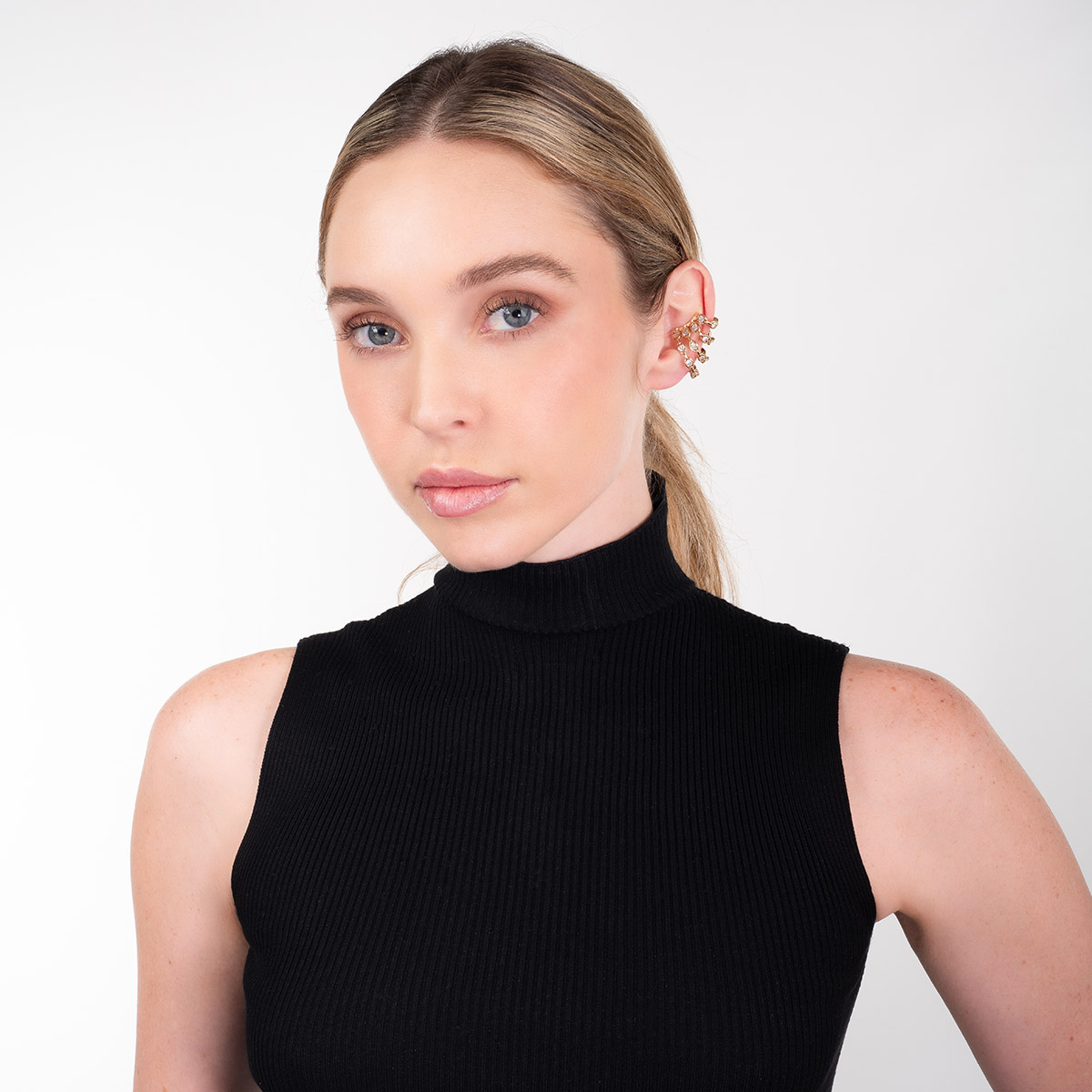 Ear cuff de baño de oro con Diamonice