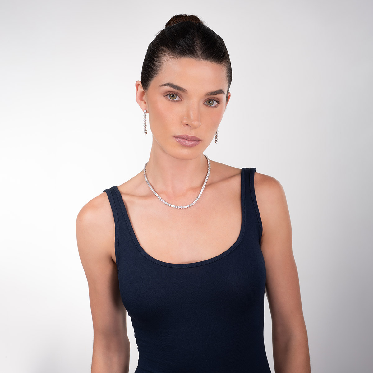 Aretes en baño de rodio piedras diamonice toque brillante