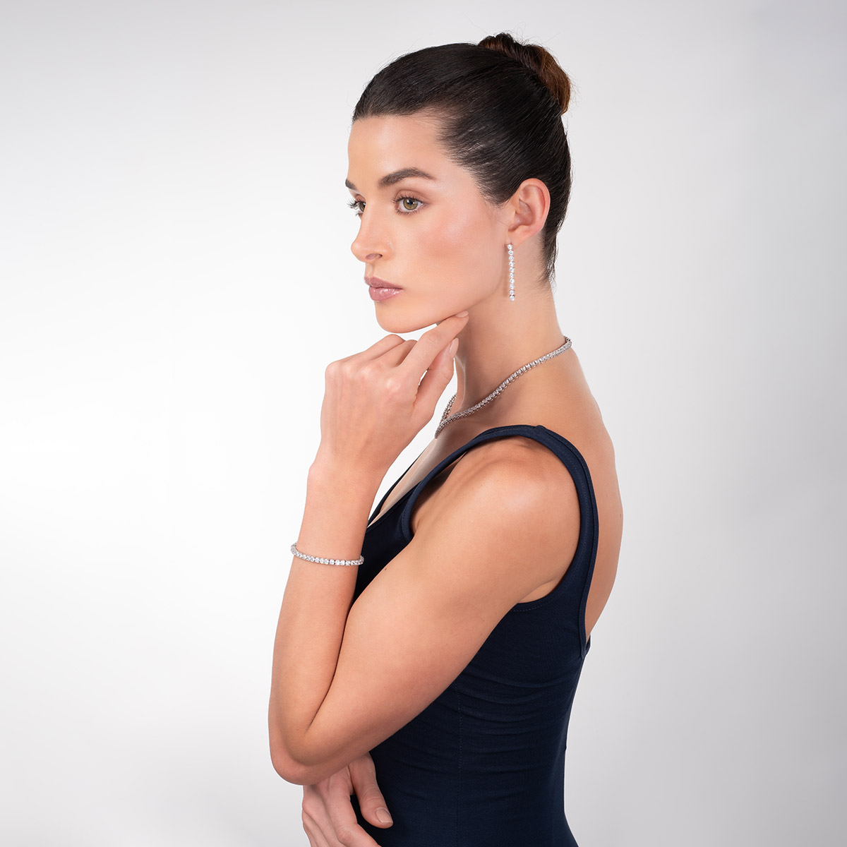 Aretes en baño de rodio piedras diamonice toque brillante