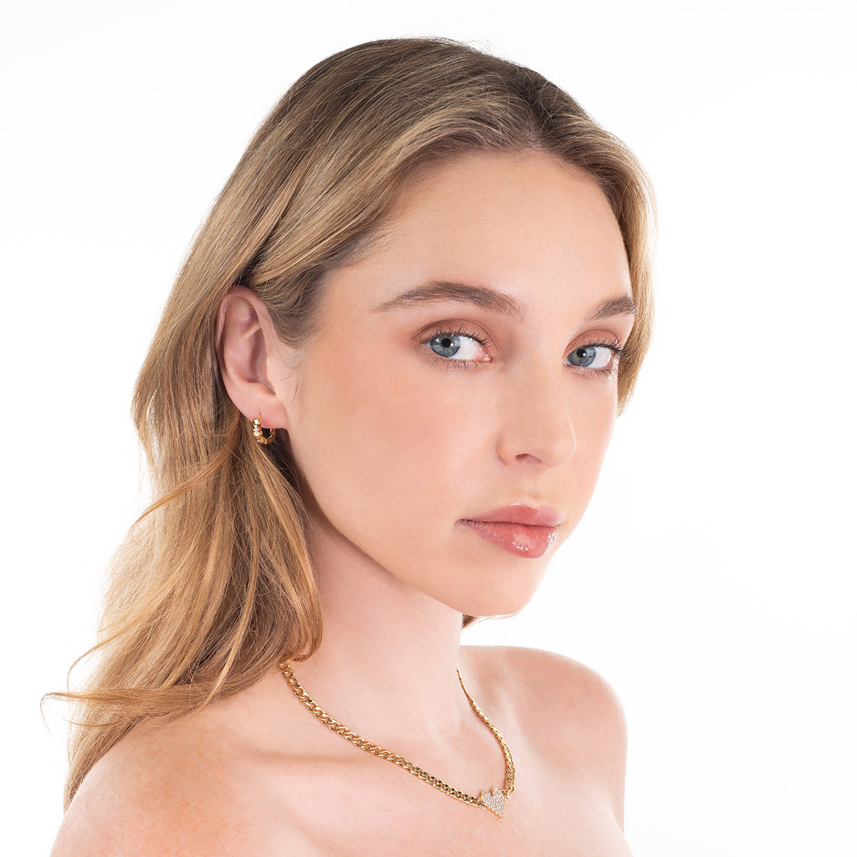 Aretes en baño de oro aros corazones y piedras toque brillante