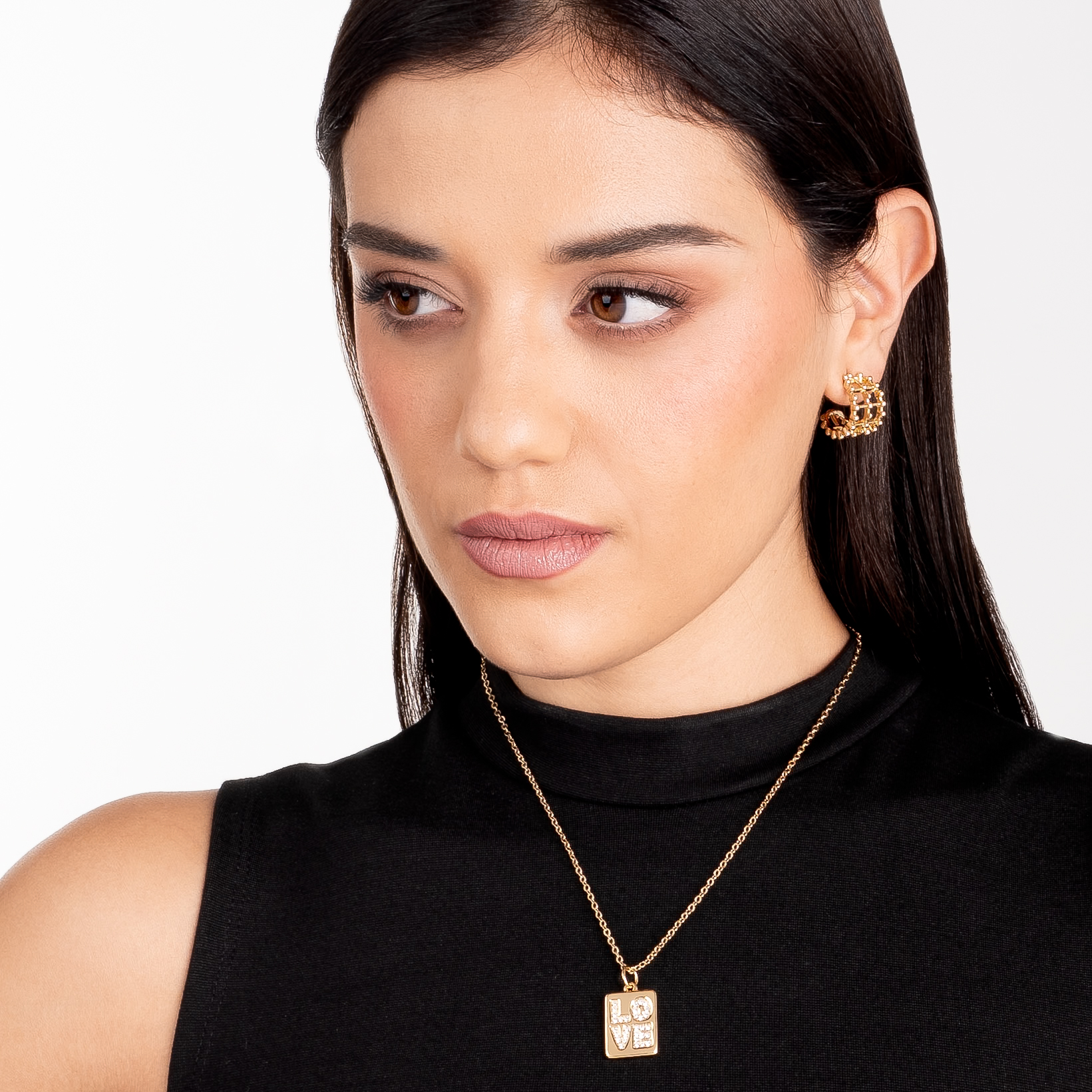 Aretes en baño de oro diseño geométrico esferas modernas