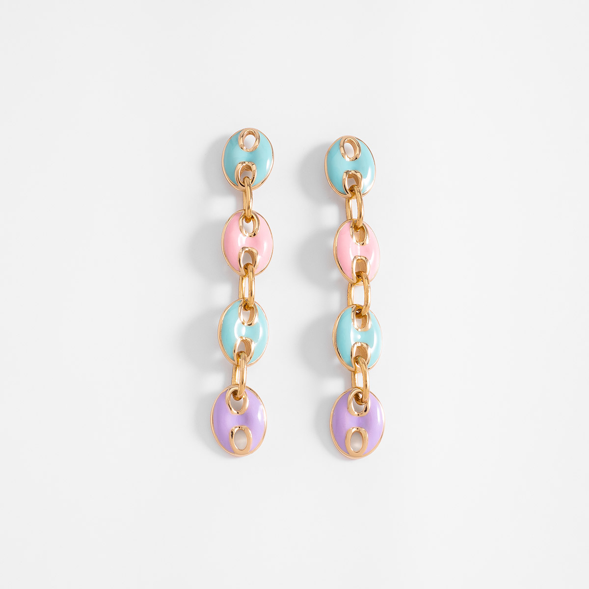 Aretes en baño de oro eslabones con esmalte en tonos pastel 6 cm