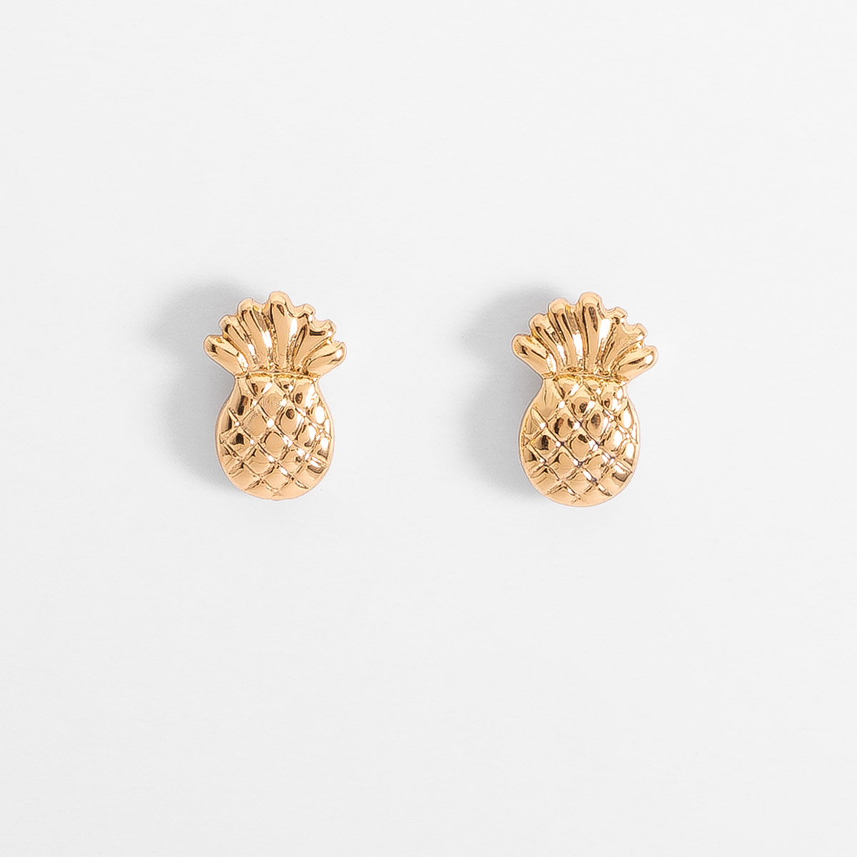 Aretes poste en baño de oro diseño piña pulida