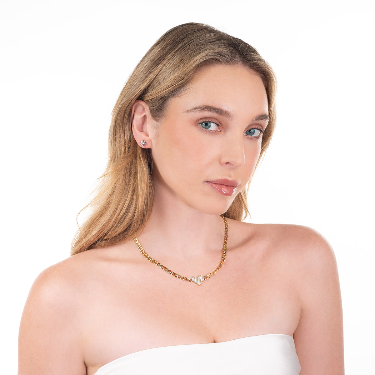 Aretes en baño de oro con piedra Diamonice toque brillante