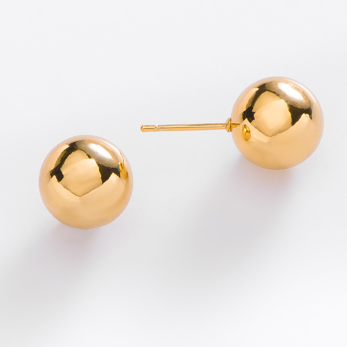 Aretes clásicos en oro 18k con esfera brillante