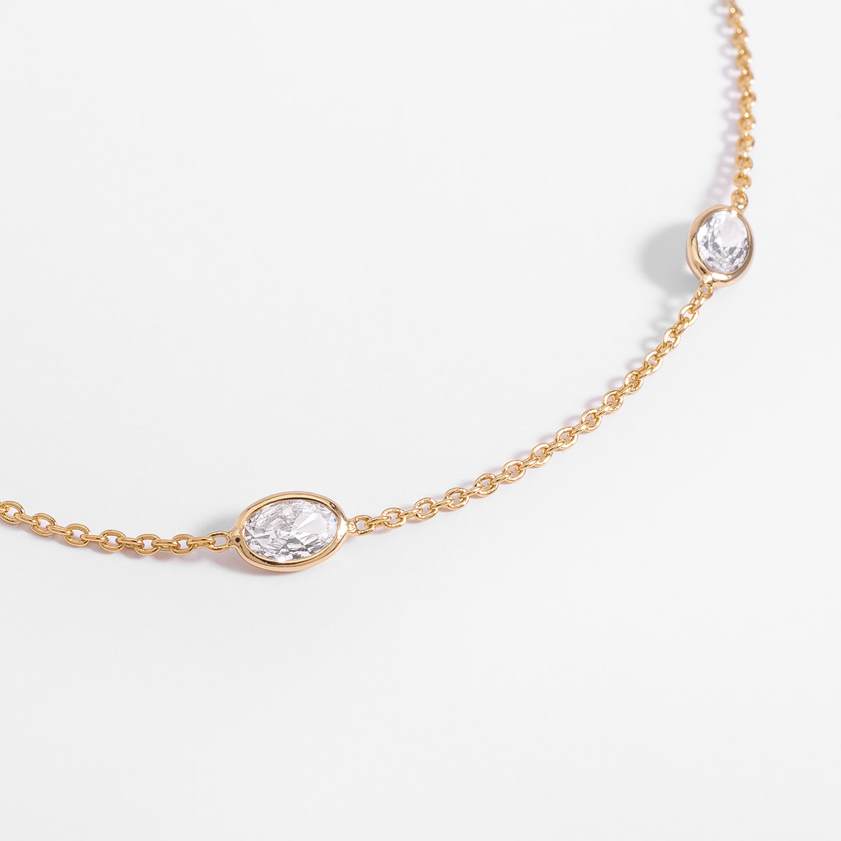 Pulsera en baño de oro piedras toque brillante largo 24 cm