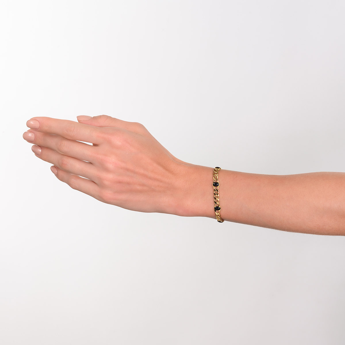 Pulsera en baño de oro eslabones piedras negras diseño moderno