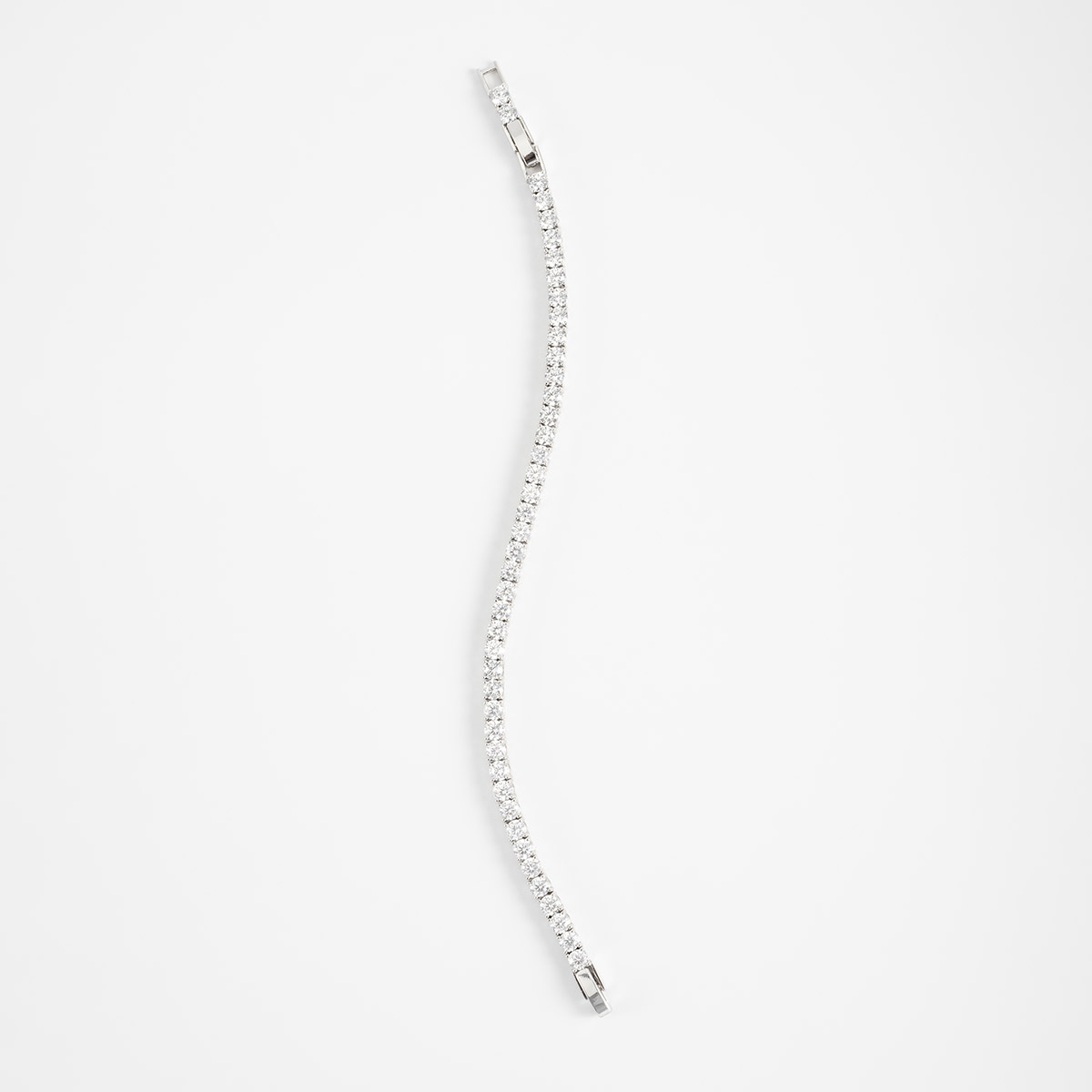 Pulsera en baño de rodio piedras diamonice diseño brillante