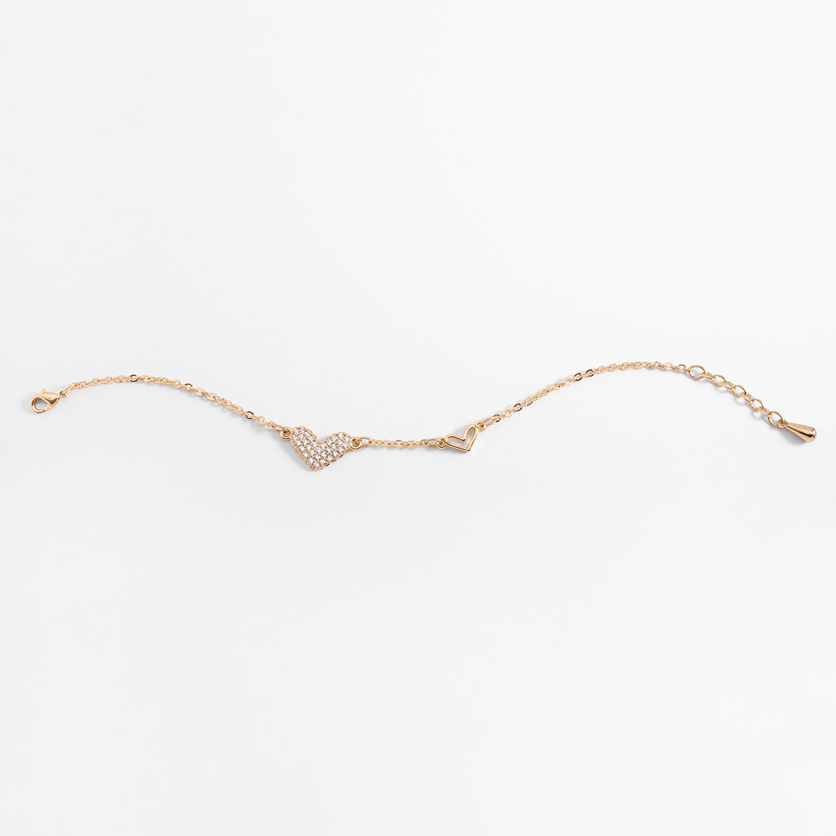 Pulsera en baño de oro con dijes de corazón y toque brillante 18 cm + 2 cm