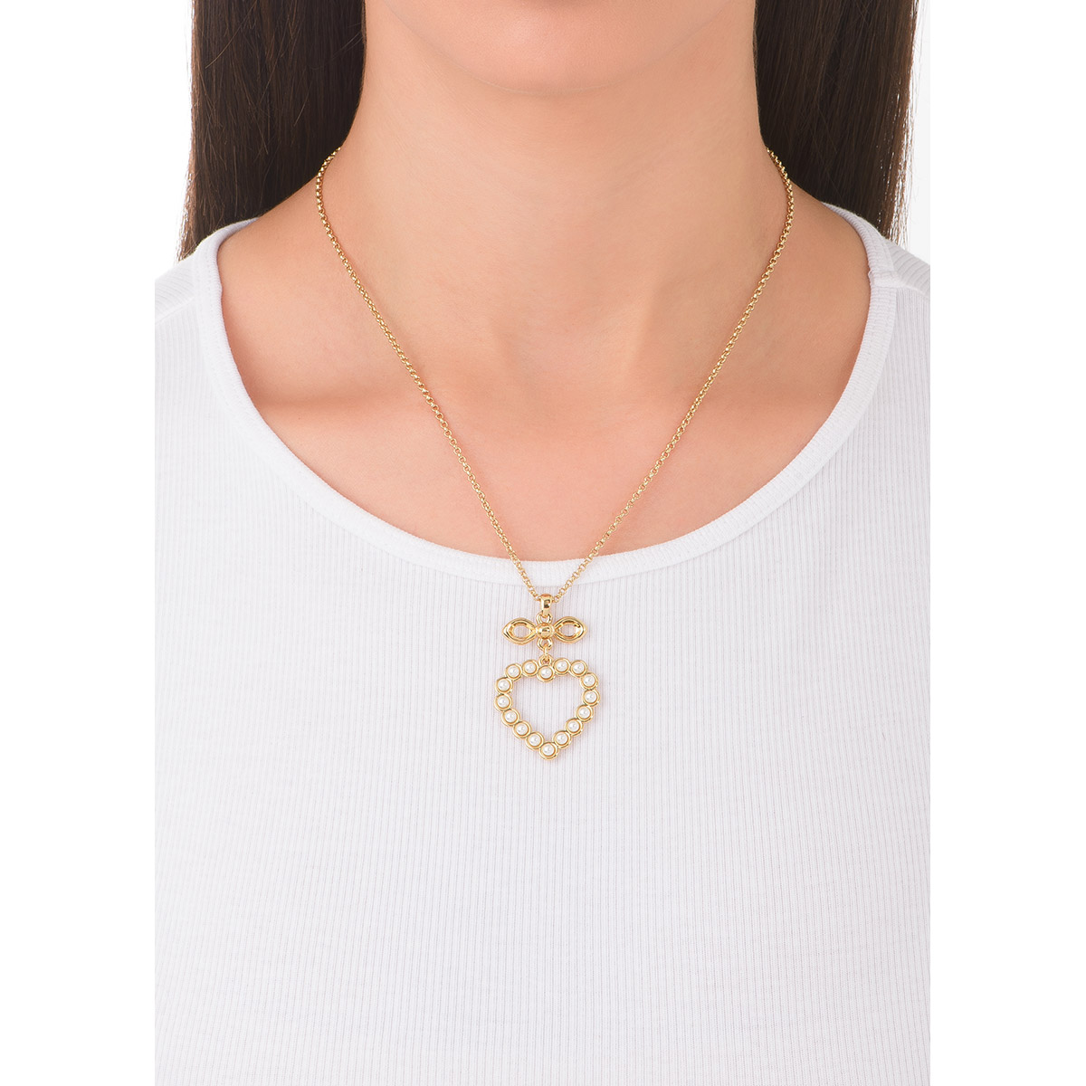 Collar de oro 18k con perlas y dije corazón