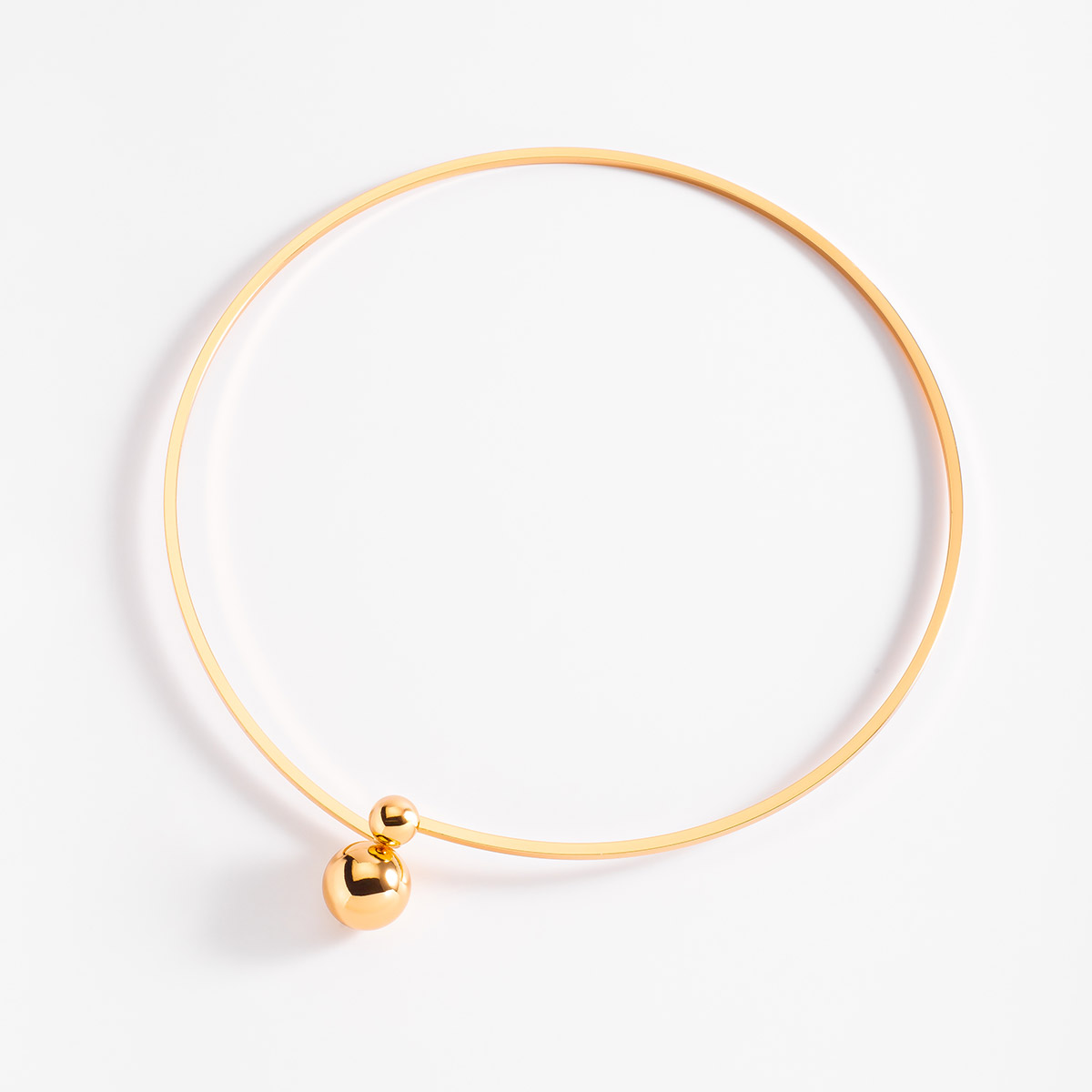 Collar Choker Rígido con Esferas en Baño de Oro 18k