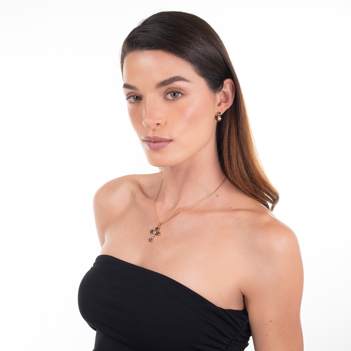 Collar en baño de oro cruz piedras toque brillante multicolor