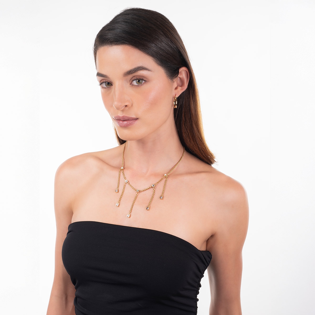 Collar en baño de oro colgantes y piedras toque brillante