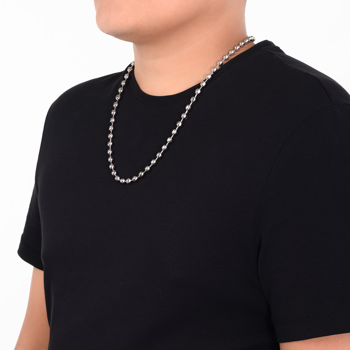 Collar en baño de rodio cadena esferas pulidas moderno