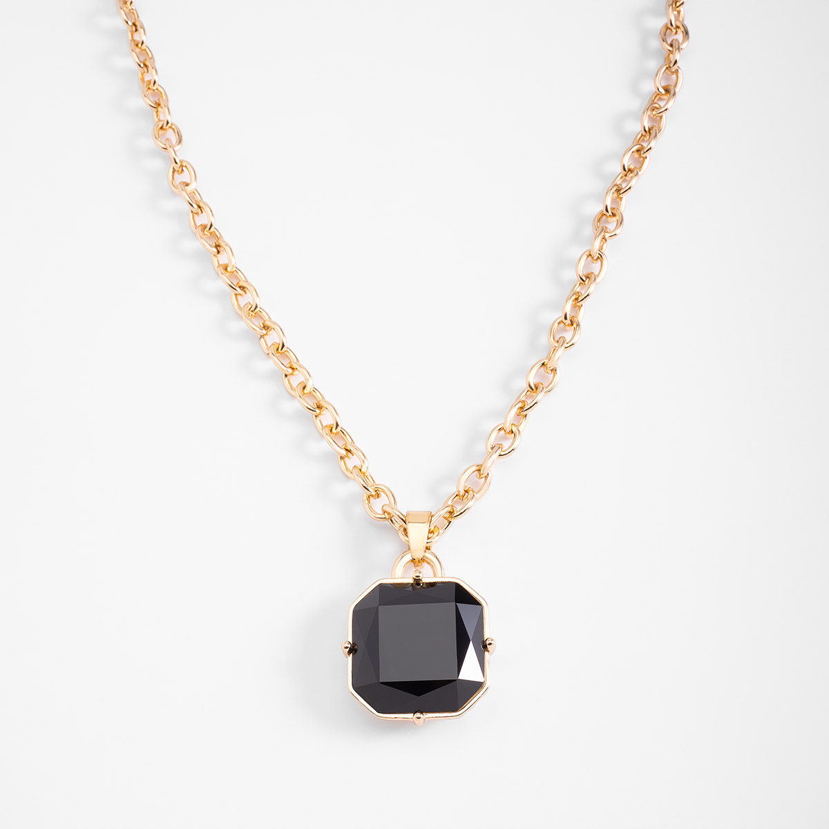 Collar en baño de oro con colgante geométrico negro largo 42 cm + 10 cm ext