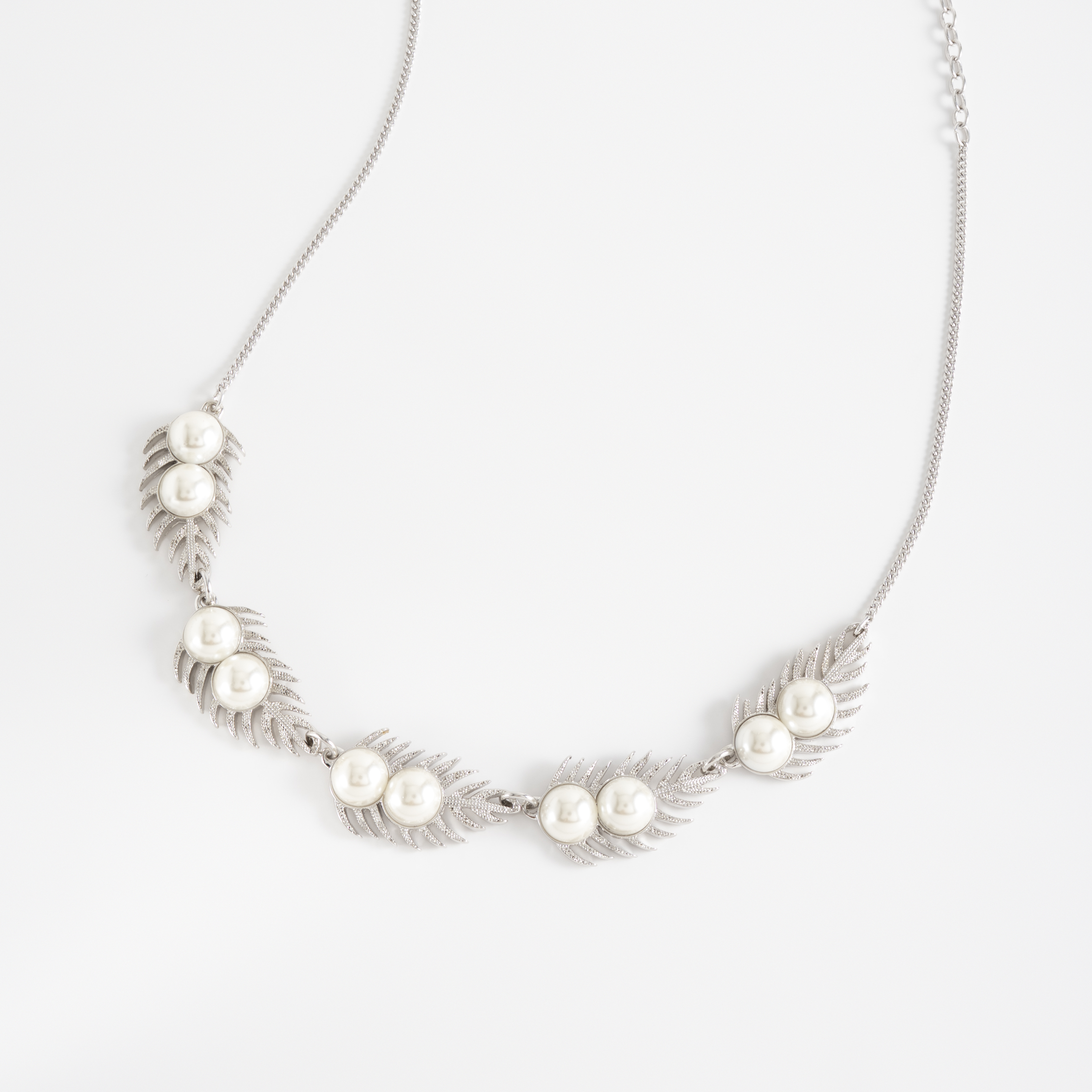 COLLAR