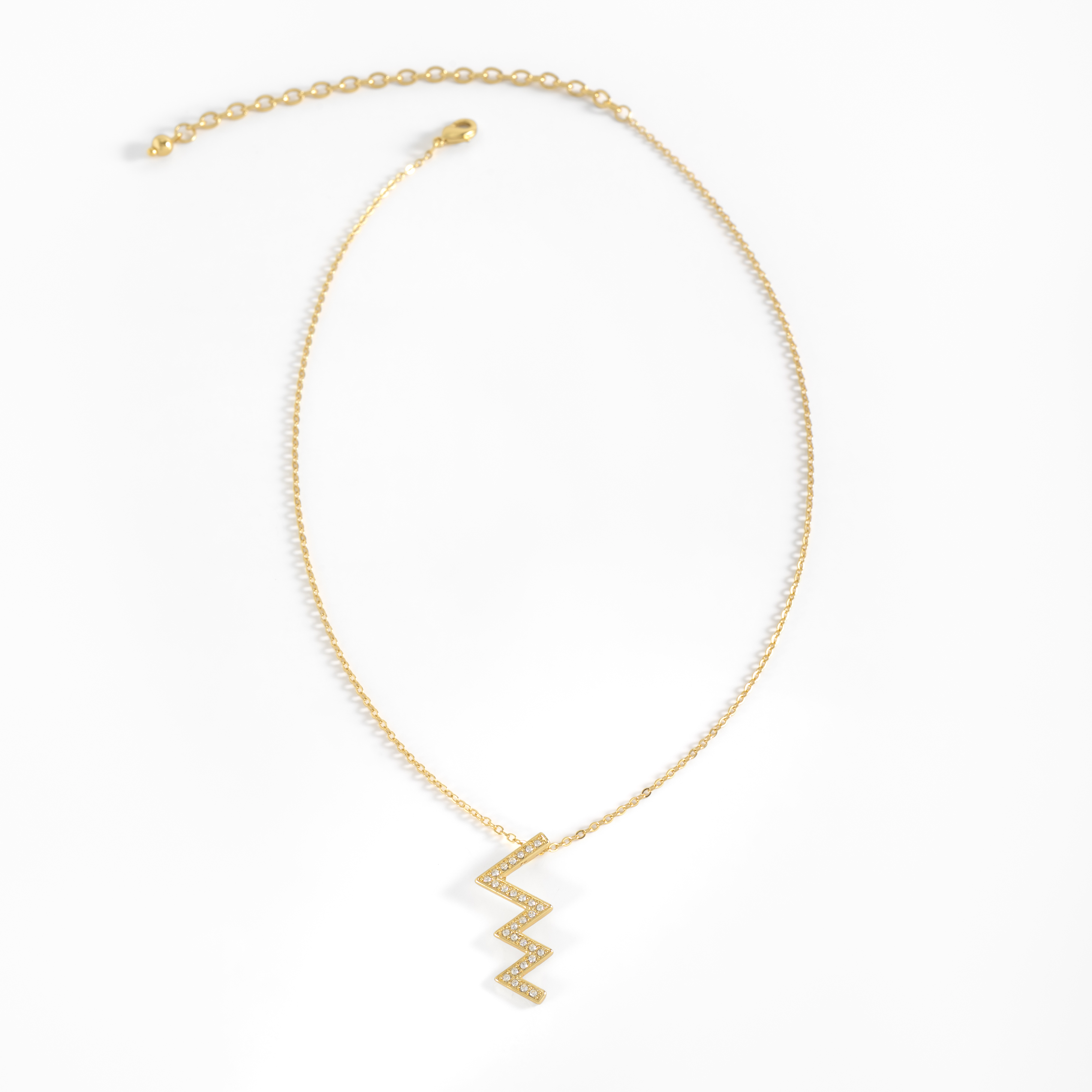 Collar con dije geométrico en baño de oro